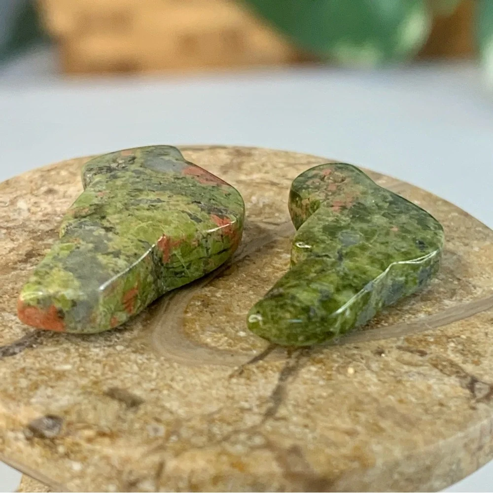 Native American Style Carved Bird Fetish Animal Stone Beads Pink Green Unakite